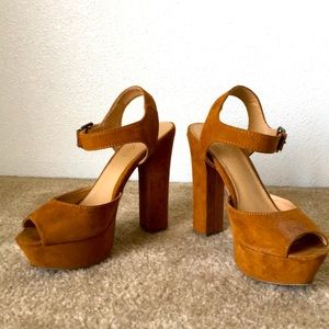 Candies Chunky Suede High Heel